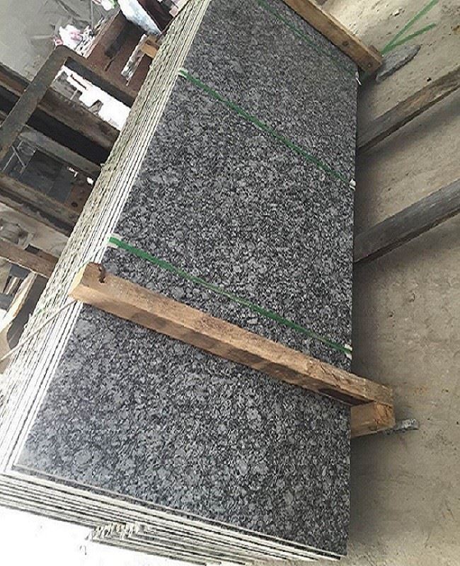 spray white granite